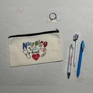 ⭐️NWOT⭐️Nurse Appreciation Themed Pouch, Keychain & Pen Set